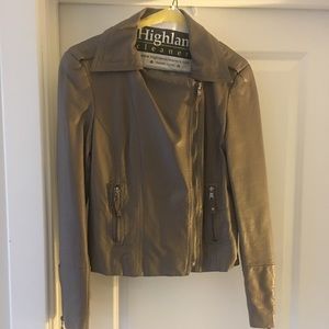 💜Grey pleather jacket💜
